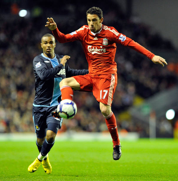 却抓住爱华 却抓住爱华